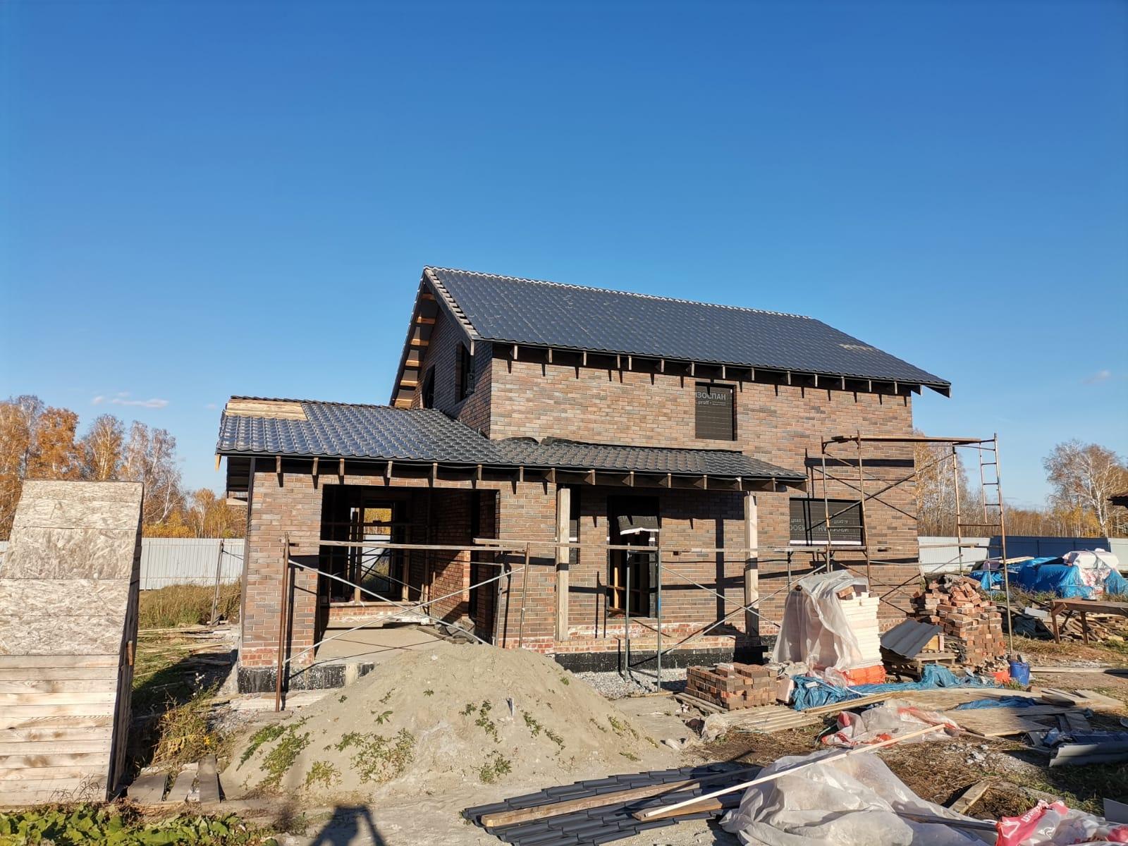 Фото Десятки новосибирских семей оплатили строительство коттеджей, но остались без жилья 3